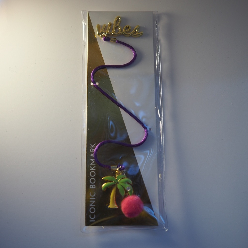 Vibe bookmark with Palm Tree charm